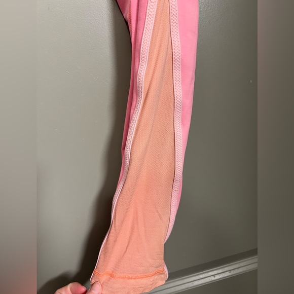 Lululemon Women's Run Pace Mesh Tight in Pop Orange Bleach Coral | Size 10 - Picture 3 of 7